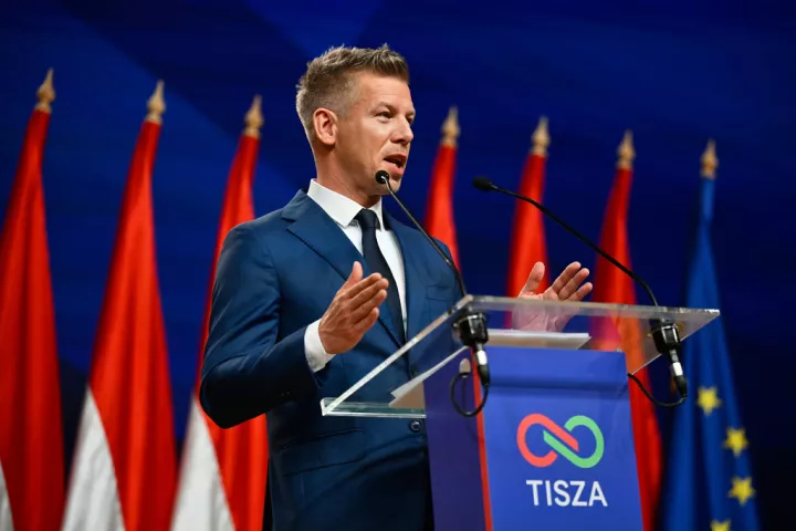 Ουγγαρία: Ο Μάγιαρ ανοίγει δίαυλο επικοινωνίας για επανεκκίνηση των σχέσεων με την ΕΕ