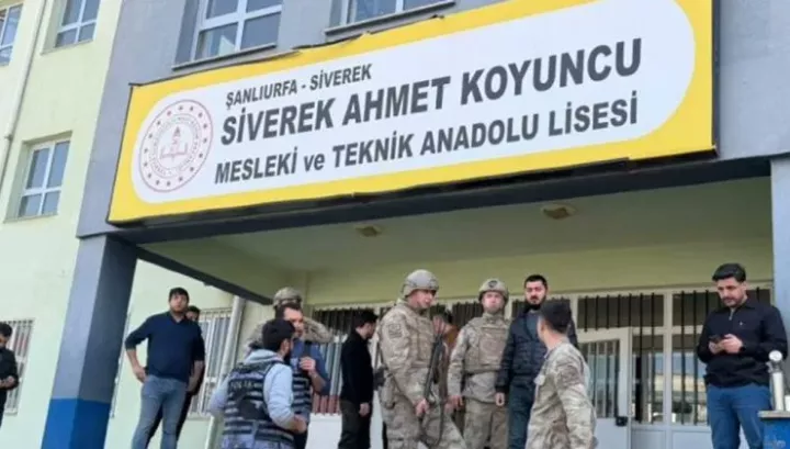 Πυροβολισμοί σε λύκειο στη Σανλιούρφα της νότιας Τουρκίας: 16 τραυματίες, νεκρός ο δράστης (vids)