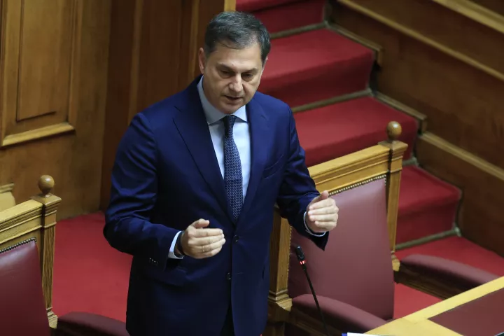 
<span>Χ. Θεοχάρης για το πτυχίο του: Είναι από το Imperial College του Λονδίνου και αναγνωρισμένο από τον ΔΟΑΤΑΠ</span>
