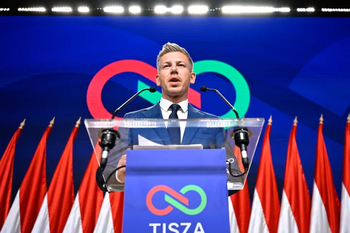 Μάγιαρ: Θέλει να αναστείλει τη μετάδοση των κρατικών μέσων ενημέρωσης και ετοιμάζει νέο νόμο για τα ΜΜΕ 