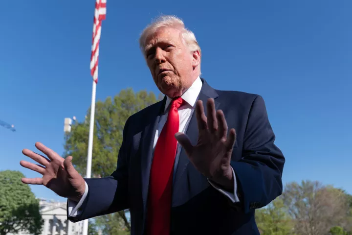 Τραμπ για πόλεμο στο Ιράν: Θα υπάρξει πλήγμα στην οικονομία των ΗΠΑ