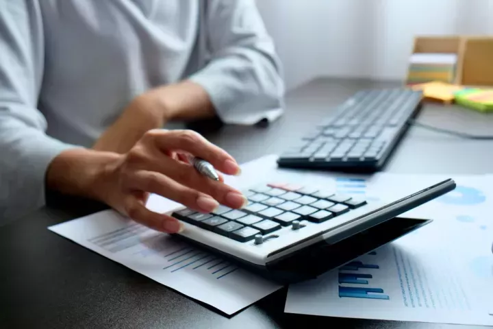 Φορολογικές δηλώσεις: Οι «εύκολες λύσεις» που κρύβουν παγίδες