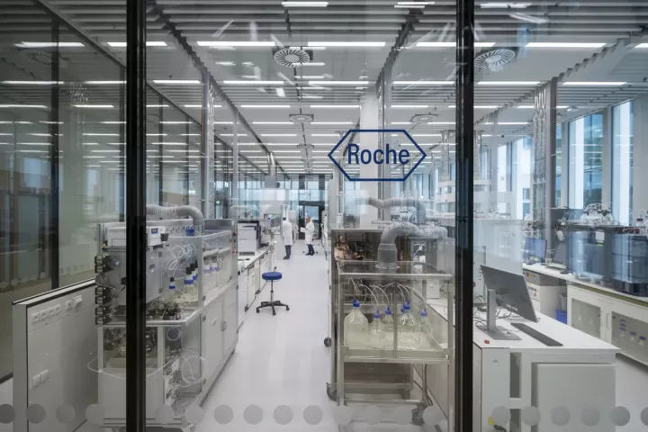Roche: Επενδύσεις, κλινικές μελέτες και νέα μοντέλα φροντίδας στο επίκεντρο 