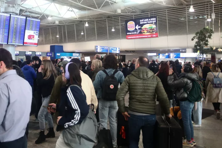 Πάνω από το 80% των Ευρωπαίων προγραμματίζει καλοκαιρινές διακοπές παρά τις οικονομικές πιέσεις και τη γεωπολιτική αβεβαιότητα