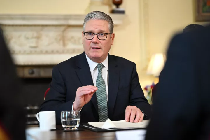 Σκάνδαλο Μάντελσον- Έπσταϊν: Στο στόχαστρο και πάλι ο Στάρμερ μετά τις νέες αποκαλύψεις