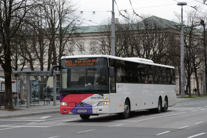 Αυστρία: Λεωφορείο έπεσε πάνω σε σουπερμάρκετ στο Σάλτσμπουργκ - Ένας νεκρός, εφτά τραυματίες