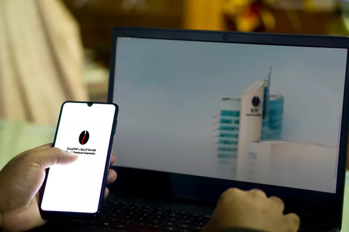 Bloomberg: Το Κουβέιτ κήρυξε ανωτέρα βία και σταματά τις παραδόσεις πετρελαίου