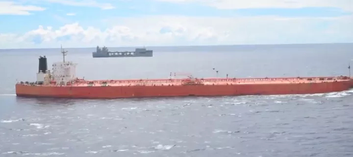 Πεντάγωνο: Αμερικανικές δυνάμεις επιβιβάζονται σε τάνκερ στον Ινδο-Ειρηνικό που συνδέεται με το Ιράν (vid)