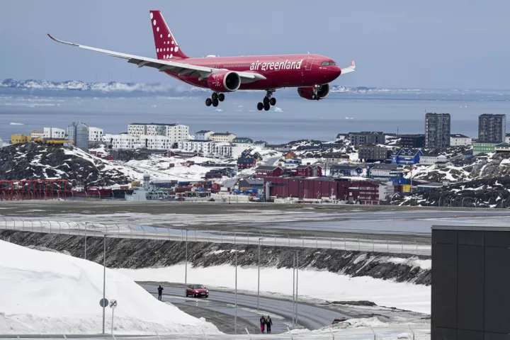 Γροιλανδία: Απειλή για βόμβα στο αεροδρόμιο της πρωτεύουσας