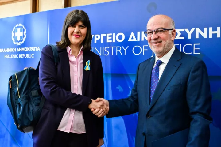 Γ. Φλωρίδης σε Κοβέσι: Να μην διαβιβάζονται σταδιακά οι δικογραφίες στις οποίες φέρονται να εμπλέκονται πολιτικά πρόσωπα