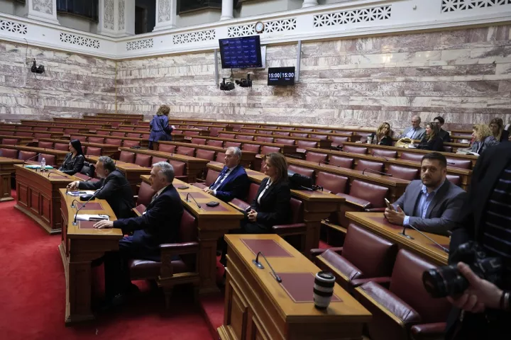 Boυλή: Στην Ολομέλεια την Πέμπτη το νομοσχέδιο για την απλούστευση του πλαισίου άσκησης οικονομικών δραστηριοτήτων