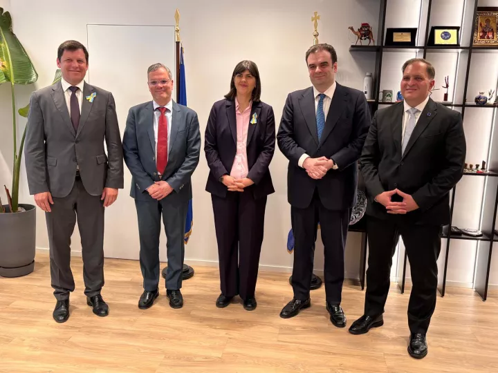 Συνάντηση Πιερρακάκη - Κοβέσι στην ΑΑΔΕ: Στο επίκεντρο η πρόοδος των τελωνείων και η καταπολέμηση της απάτης