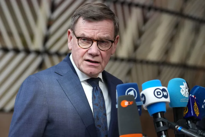 Βάντεφουλ: Κατά της ομοφωνίας στις ψηφοφορίες της Ευρωπαϊκής Ένωσης για θέματα εξωτερικής πολιτικής και πολιτικής ασφαλείας