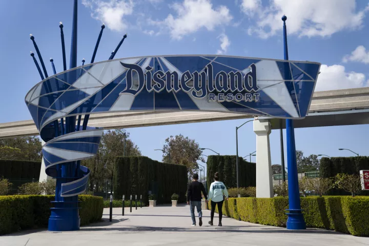 Η Disneyland δίνει δυνατότητα εξαίρεσης από την αναγνώριση προσώπου στα πάρκα της 