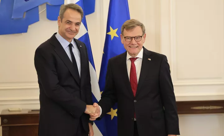 Κυρ. Μητσοτάκης σε Βάντεφουλ: Η Ευρώπη πρέπει να είναι παρούσα στη Μ. Ανατολή μετά από μία ειρηνευτική συμφωνία (vid)