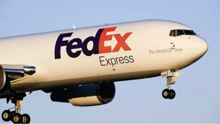FedEx: Πώς η αποχώρηση του cargo από το αεροδρόμιο «Μακεδονία» επηρεάζει εξαγωγές και logistics στη Θεσσαλονίκη