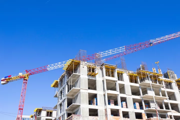 Φορολογικό μπόνους σε εταιρείες που θα χτίζουν κατοικίες μόνο για ενοικίαση
