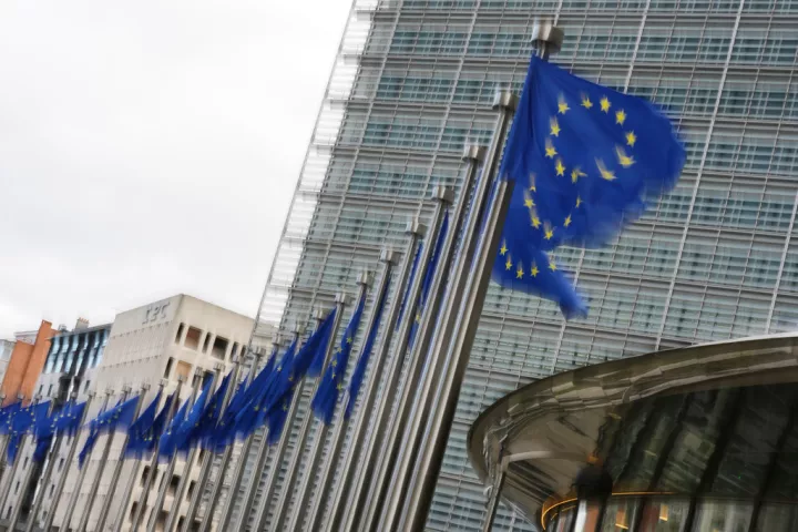 Η ΕΕ εξετάζει τον περιορισμό της προστασίας των Ουκρανών σε στρατεύσιμη ηλικία
