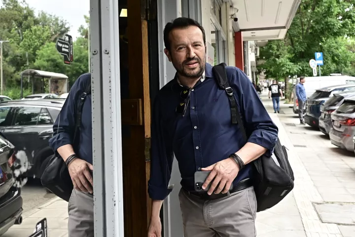 Ένταση στον ΣΥΡΙΖΑ: Ο Ν. Παππάς ζήτησε από τον Φάμελλο να επικοινωνήσει με τον Τσίπρα 