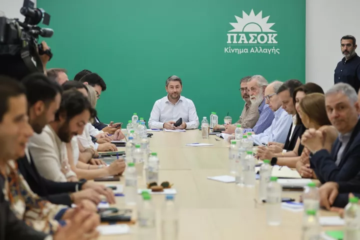 Αντιπαράθεση ανάμεσα σε Ανδρουλάκη, Διαμαντοπούλου και Δούκα για το άνοιγμα στον Τσίπρα