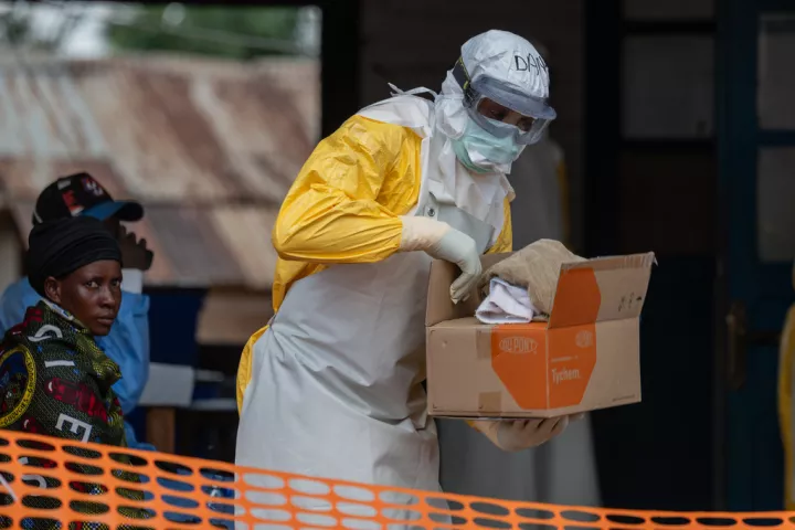 «Καμπανάκι» CDC για την εξάπλωση του Έμπολα στο Κονγκό: Πιθανόν να προσλάβει διαστάσεις μεγαλύτερες από εκείνη του 2014