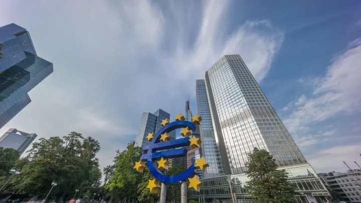 Αναμένεται αύξηση 25 μονάδων βάσης στα επιτόκια από την ΕΚΤ την ερχόμενη Πέμπτη