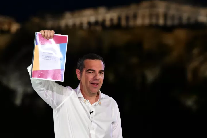 Διαλύονται όπως ακριβώς προέβλεπε το σχέδιο Τσίπρα