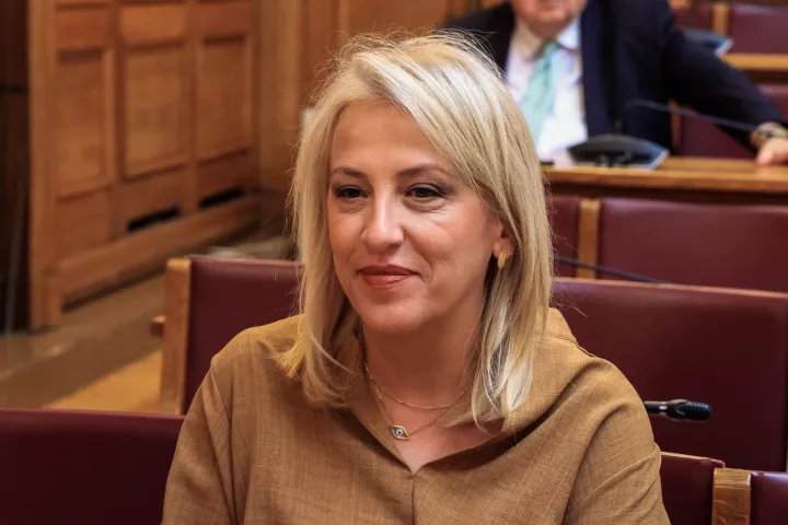 Ρ. Δούρου: Η απόφαση της ΚΕ του ΣΥΡΙΖΑ δεν εγγυάται τη συνέχεια - Η μεταφορά έδρας παραβιάζει τη λαϊκή βούληση