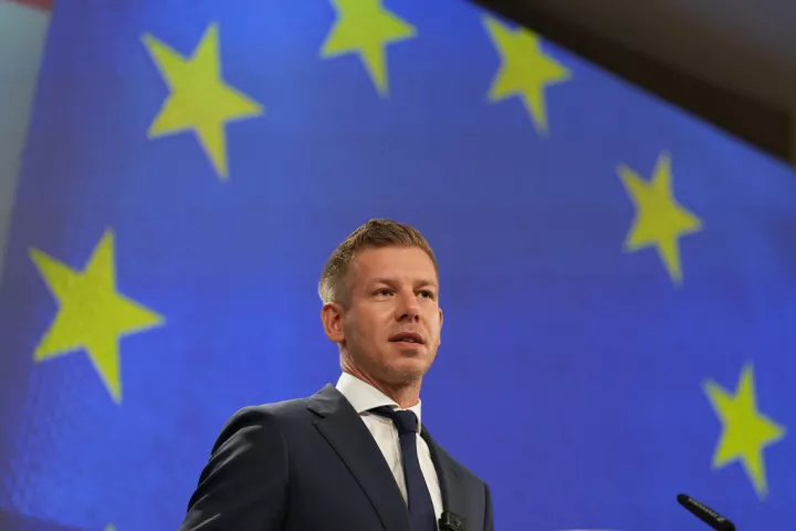 Ουγγαρία: Μείωση κατά 40% των απολαβών των βουλευτών