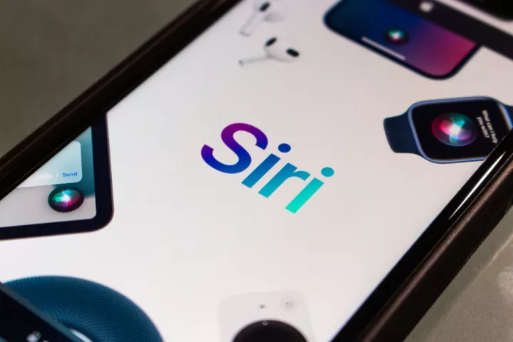 Apple: Παρουσίασε την ανανεωμένη έκδοση της Siri