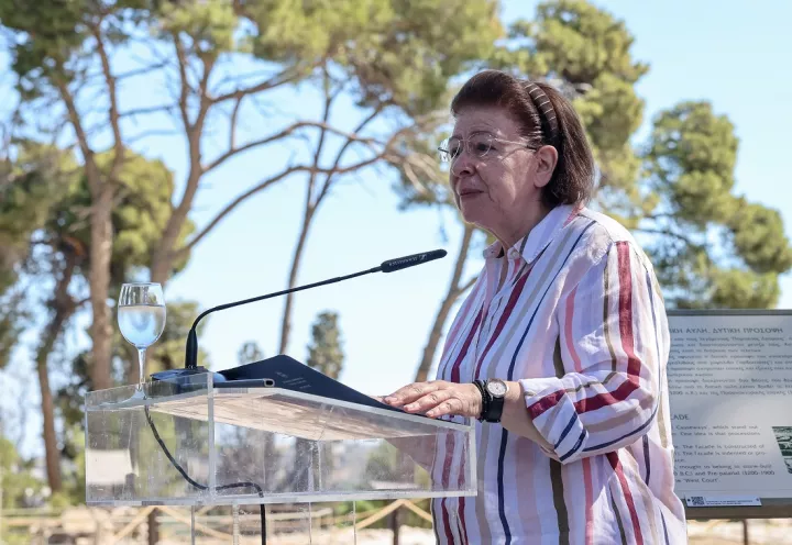 Λ. Μενδώνη: Οι κλασικές σπουδές δεν αποτελούν κατάλοιπο του παρελθόντος, αλλά αναγκαία επένδυση για το μέλλον
