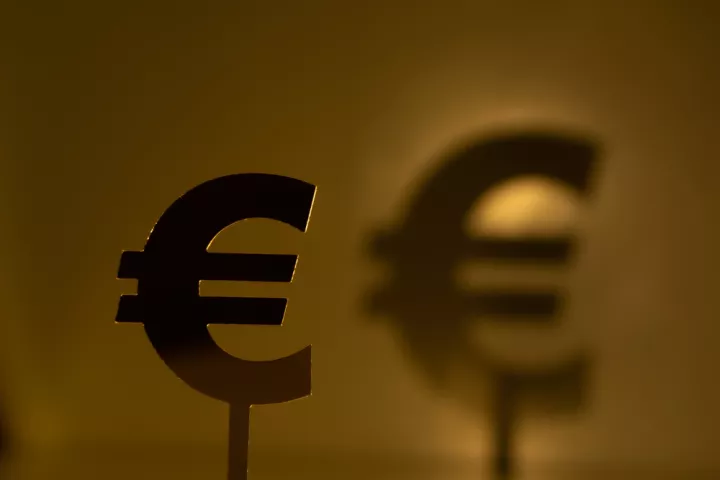 Τι φέρνει η αύξηση των επιτοκίων της ΕΚΤ σε τράπεζες και δάνεια