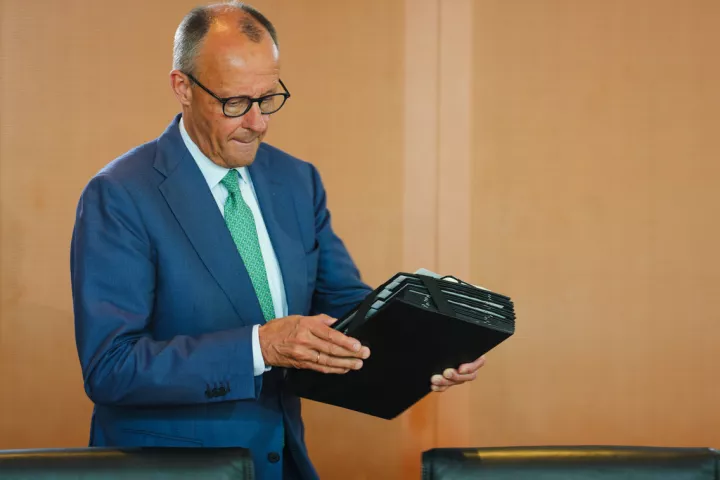 Η άνοδος της AfD πιέζει τον Μερτς να προχωρήσει άμεσα μεταρρυθμίσεις στη Γερμανία
