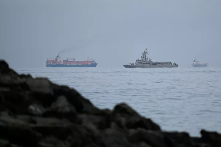 Ιράν: «Θα πρέπει να χρεώνουμε για τις υπηρεσίες που παρέχονται στα Στενά του Ορμούζ»