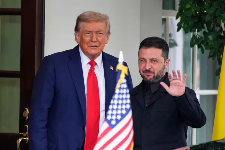 Ο Ζελένσκι συζήτησε για τον πόλεμο και τη διπλωματία σε τηλεφωνική συνομιλία με τον Τραμπ