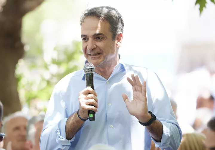 Οι περιοδείες Μητσοτάκη δείχνουν διακυβέρνηση, όχι εκλογές