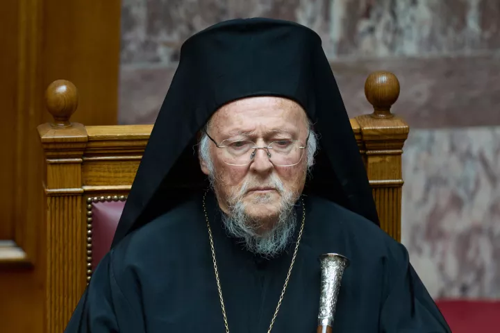 To Οικουμενικό Πατριαρχείο καταδίκασε τη ρωσική επίθεση στη Λαύρα των Σπηλαίων ως «πράξη βαρβαρότητας και ασέβειας»