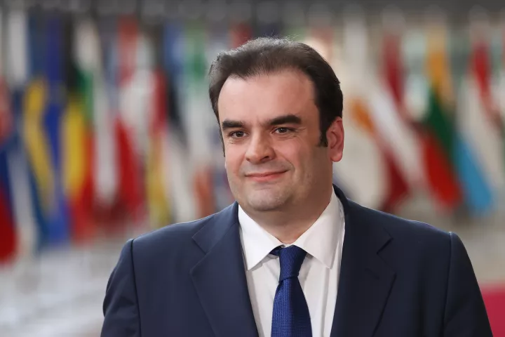 Δάνεια σε ελβετικό φράγκο: Μέχρι τις 30 Σεπτεμβρίου η παράταση για ρυθμίσεις - Τα μηνύματα Πιερρακάκη 