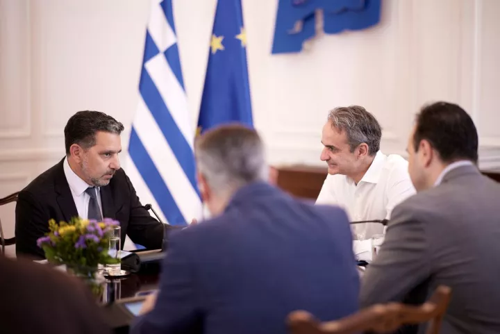 Συνάντηση Κυρ. Μητσοτάκη με Senior Vice President της Amazon: Στο τραπέζι νέες επενδύσεις και ενσωμάτωση της ελληνικής γλώσσας σε Kindle και Alexa