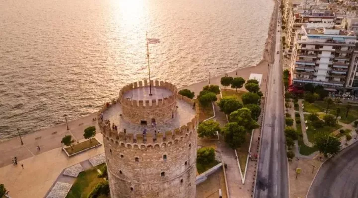 Το παρασκήνιο με Νοτοπούλου, Παππά και Θρασκιά, η μπίρα του Μουσείου και το νερό