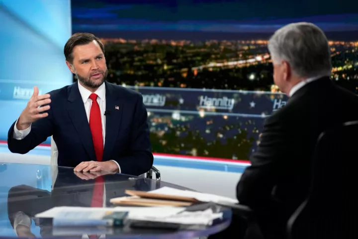
<span>Βανς: Το κείμενο της συμφωνίας ΗΠΑ - Ιράν θα δοθεί στη δημοσιότητα έως την Παρασκευή</span>
