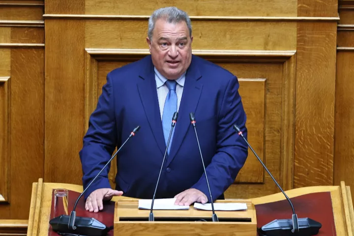 ΝΔ: Η «δικτατορία μετριοτήτων» εμπόδισε χιλιάδες άξιους επιστήμονες από τα δημόσια πανεπιστήμια