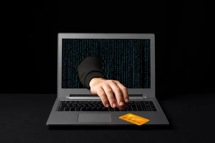 E-shop φαντάσματα: Πώς να χάσετε τα χρήματα σας και την πιστωτική σας κάρτα