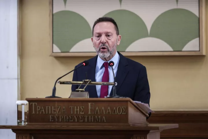 Προειδοποίηση Γ. Στουρνάρα για τις συντάξεις του Δημοσίου