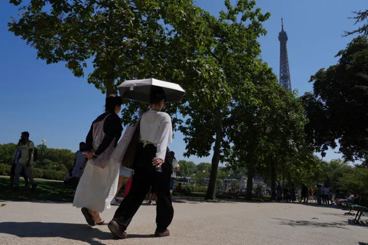 Κύμα καύσωνα στη Γαλλία: Στους 40°C αναμένεται να φθάσει η θερμοκρασία - Ανησυχία για παρατεταμένη ζέστη