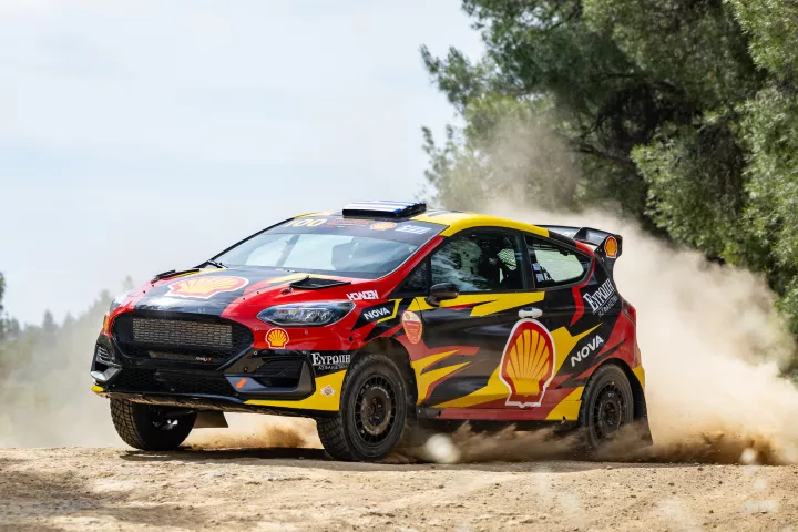 H Shell V-Power στηρίζει τους “Flandy”και Κώστα Στεφανή σε μια ξεχωριστή συμμετοχή στο Ράλλυ Ακρόπολις