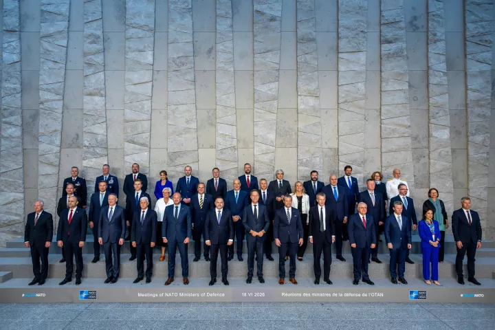 Σειρά συναντήσεων Ν. Δένδια με ομολόγους του στη Σύνοδο υπουργών Άμυνας του NATO στις Βρυξέλλες