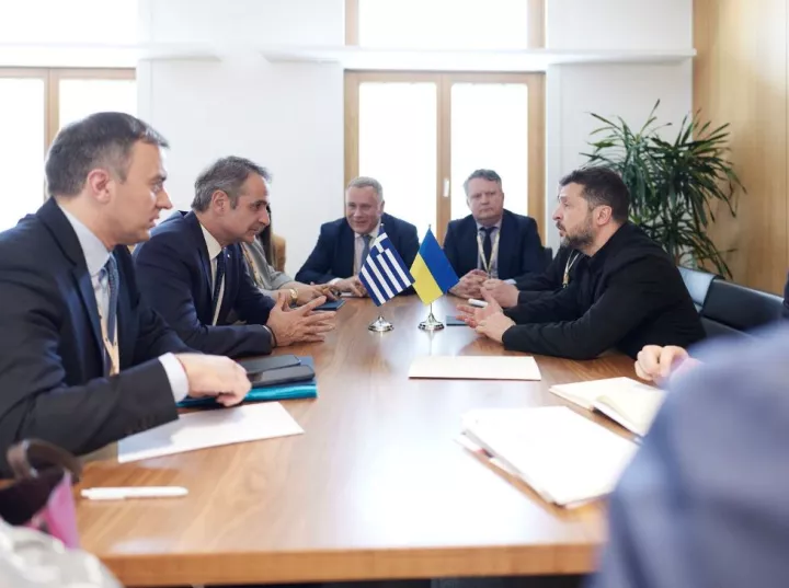 Συνάντηση Μητσοτάκη - Ζελένσκι στις Βρυξέλλες: Έθεσε το θέμα του ουκρανικού drone στη Λευκάδα