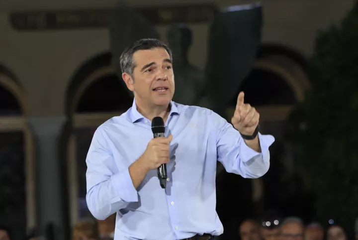 Ο Τσίπρας και οι Πανελλαδικές: Άκου πώς κλαίει ο μπαγλαμάς!