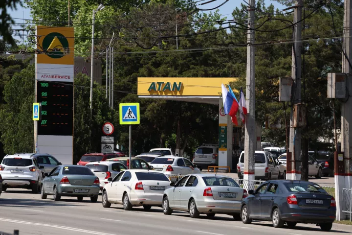 Κριμαία: Διακόπηκαν οι πωλήσεις καυσίμων μετά τα ουκρανικά πλήγματα σε πετρελαϊκές εγκαταστάσεις